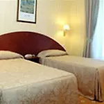 Imperial Hotel Paris