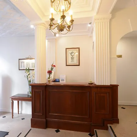 Imperial Hotel 3*